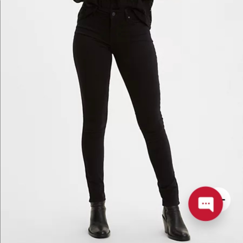 Levi 711 women’s black skinny Jeans BRAND NEW